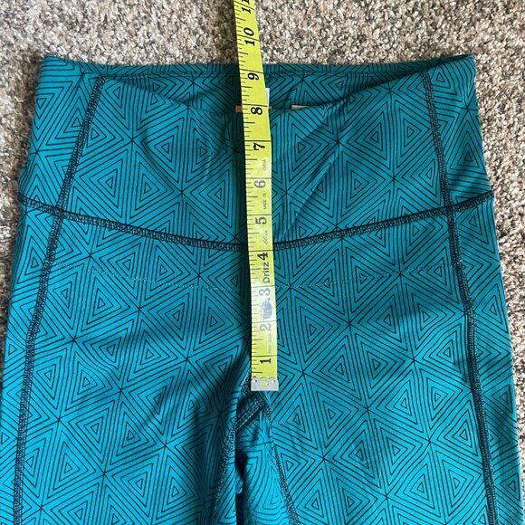 Lucy PerfectCore Collection Capri Yoga Workout Legging, Size Small, Teal/Black - Picture 8 of 10